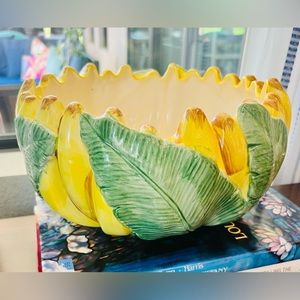 Vintage Pottery Barn large Banana serving bowl